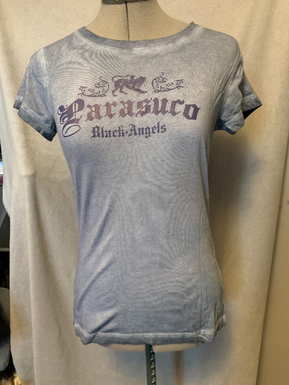 Parasuco - Blue distressed top with logo detail - Size M